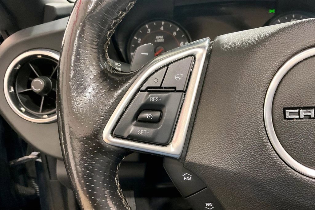 Used 2020 Chevrolet Camaro SS image 17