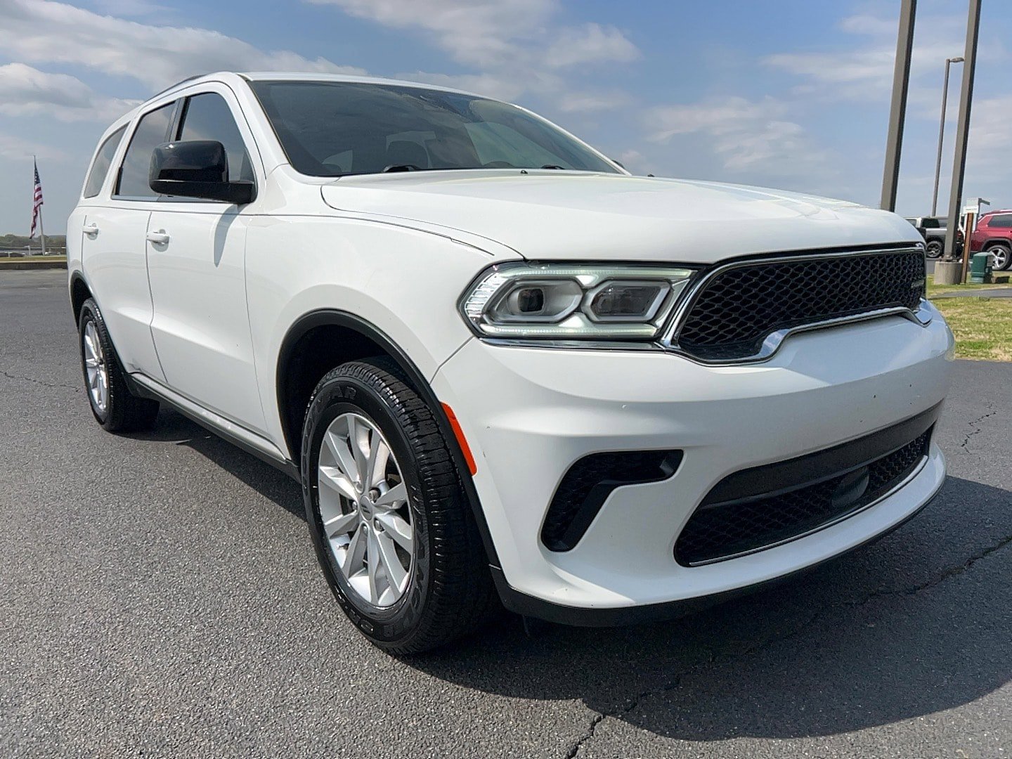 Used 2023 Dodge Durango SXT Launch Edition RWD image 3
