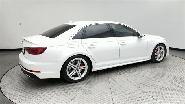 Used 2019 Audi S4 Premium Plus w/ Premium Plus Package image 2