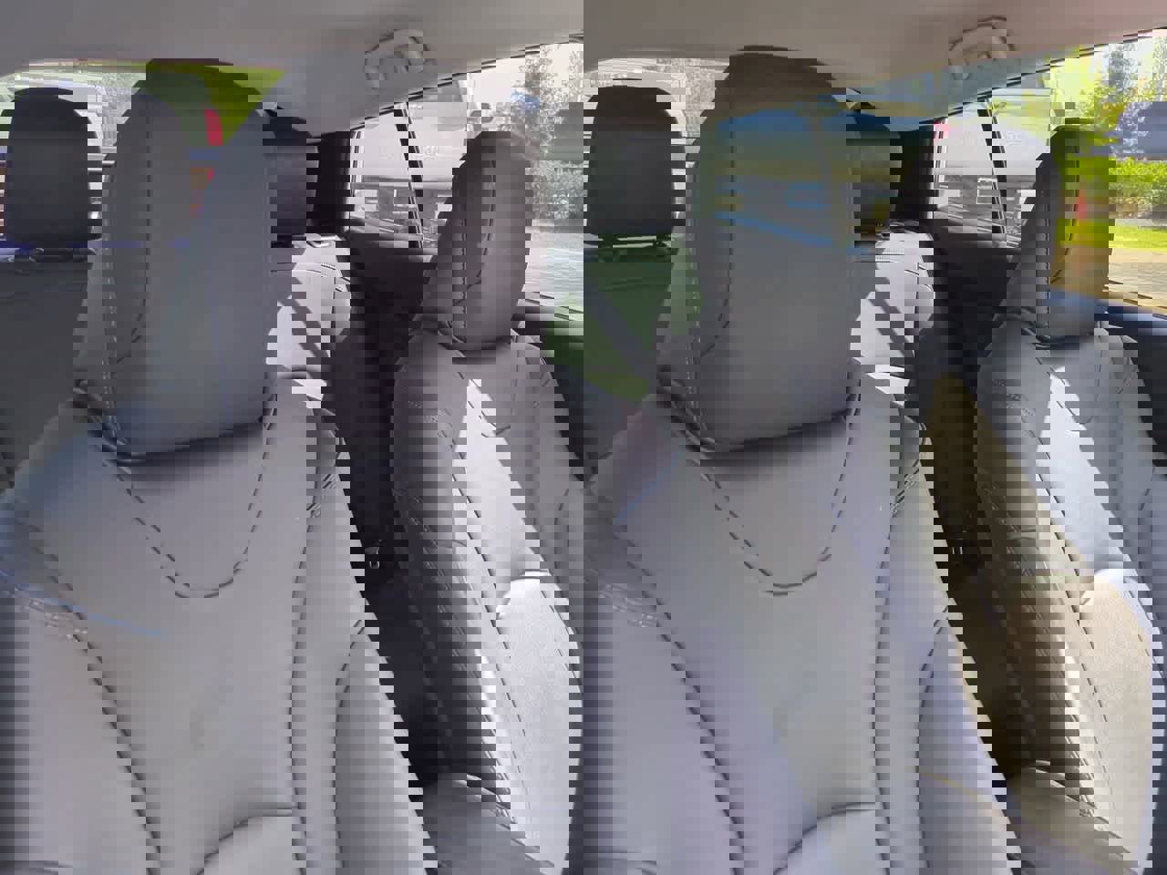 Certified 2021 Toyota Prius Limited FWD image 7