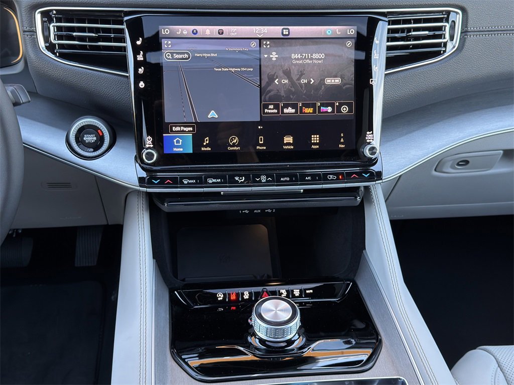 New 2025 Jeep Wagoneer Base image 13