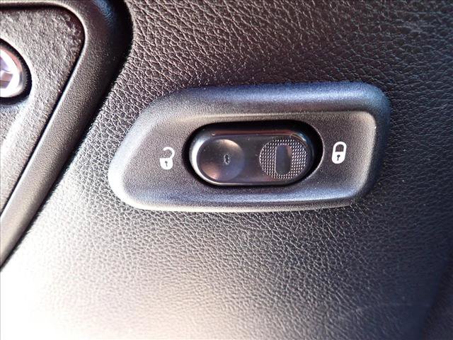 Used 2012 Jeep Wrangler Sahara AWD/4WD image 12