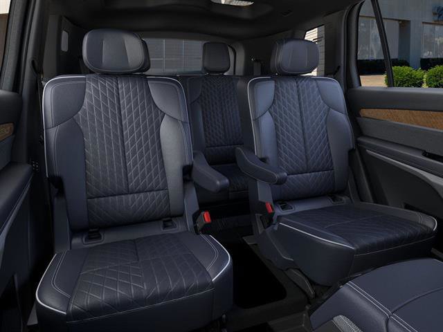 New 2026 Cadillac Vistiq Premium Luxury image 17