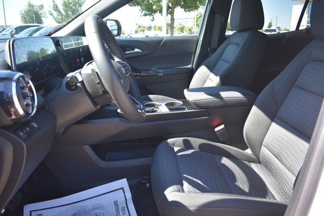 New 2027 Chevrolet Equinox LT w/ Safety and Technology Package FWD image 13
