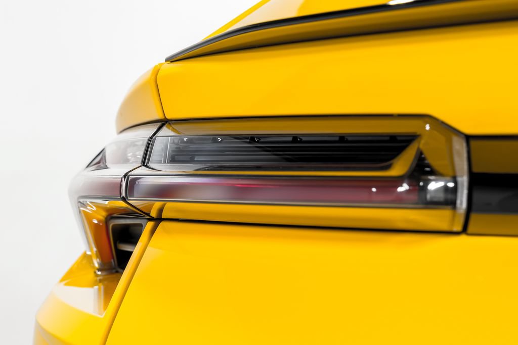 Used 2022 Lamborghini Urus AWD/4WD image 59