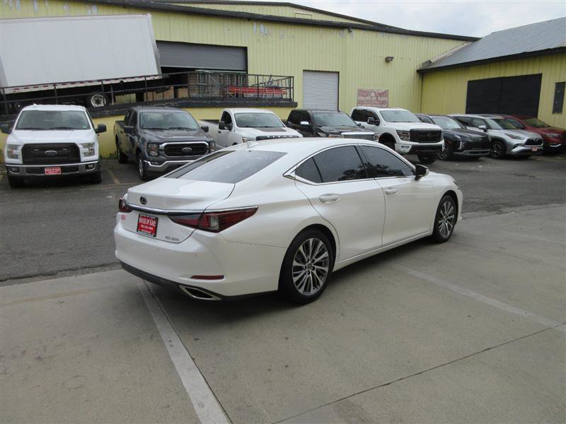 Used 2020 Lexus ES 350 w/ Premium Package image 7