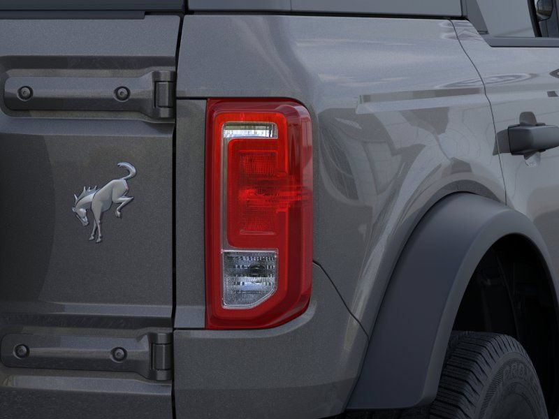New 2025 Ford Bronco 4-Door AWD/4WD image 23