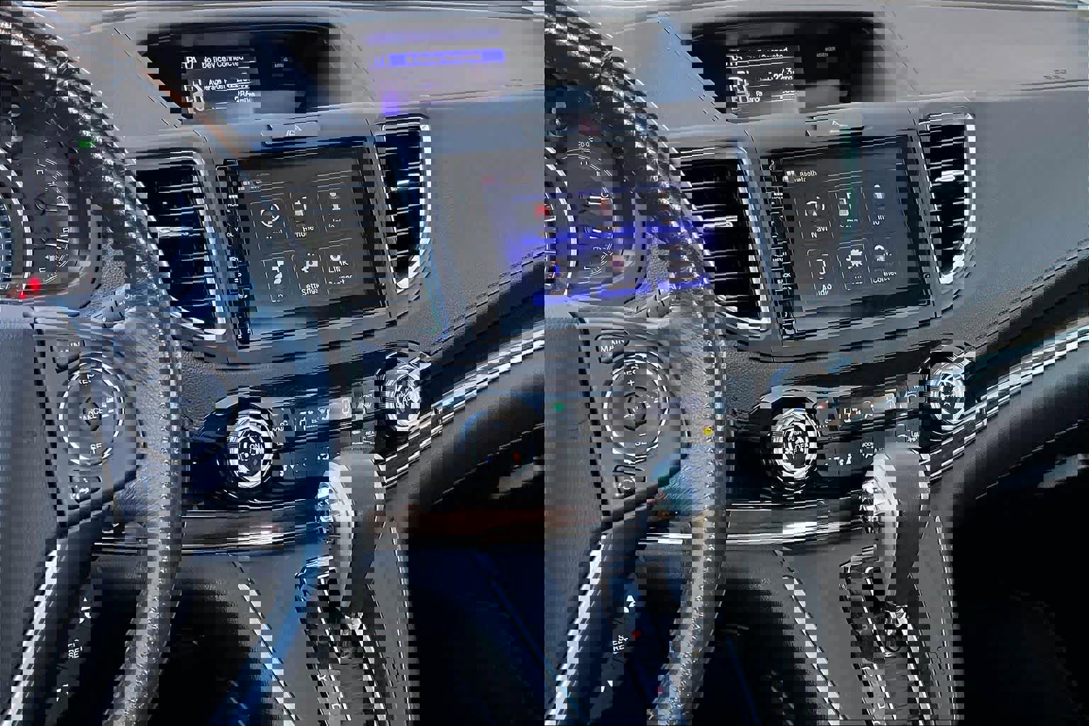 Used 2016 Honda CR-V Touring image 7