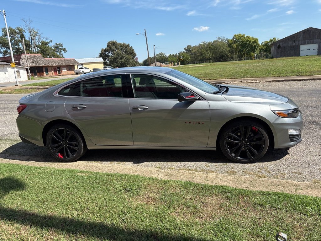Used 2024 Chevrolet Malibu LT w/ Redline Edition image 7