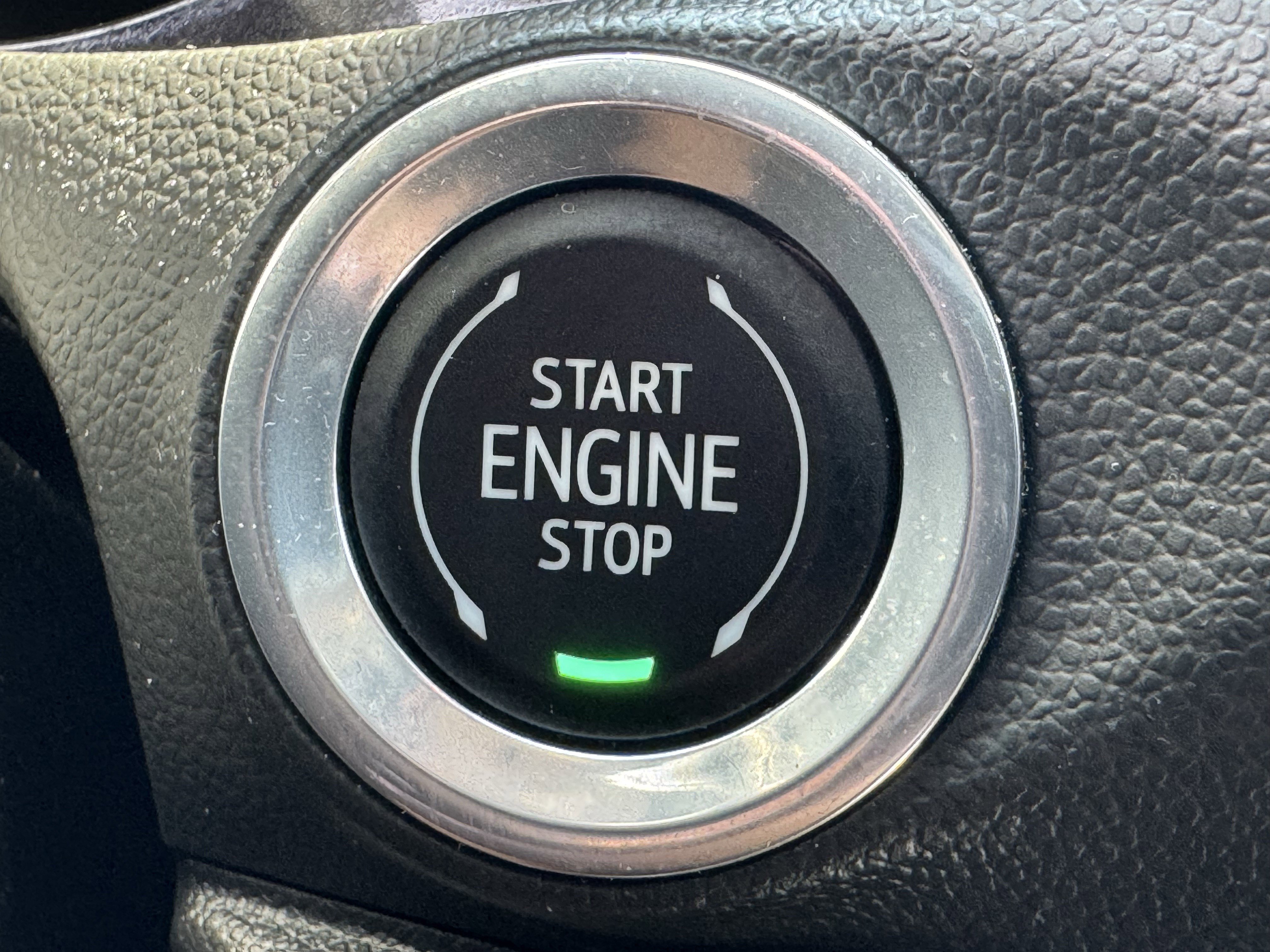 Used 2023 Buick Encore GX Essence w/ Experience Buick Package FWD image 22