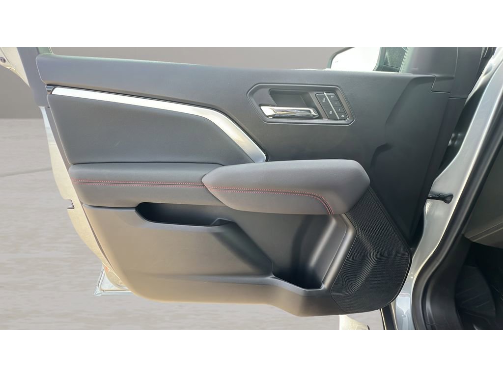 Used 2023 Chevrolet Colorado Z71 w/ Z71 Convenience Package 2 image 26