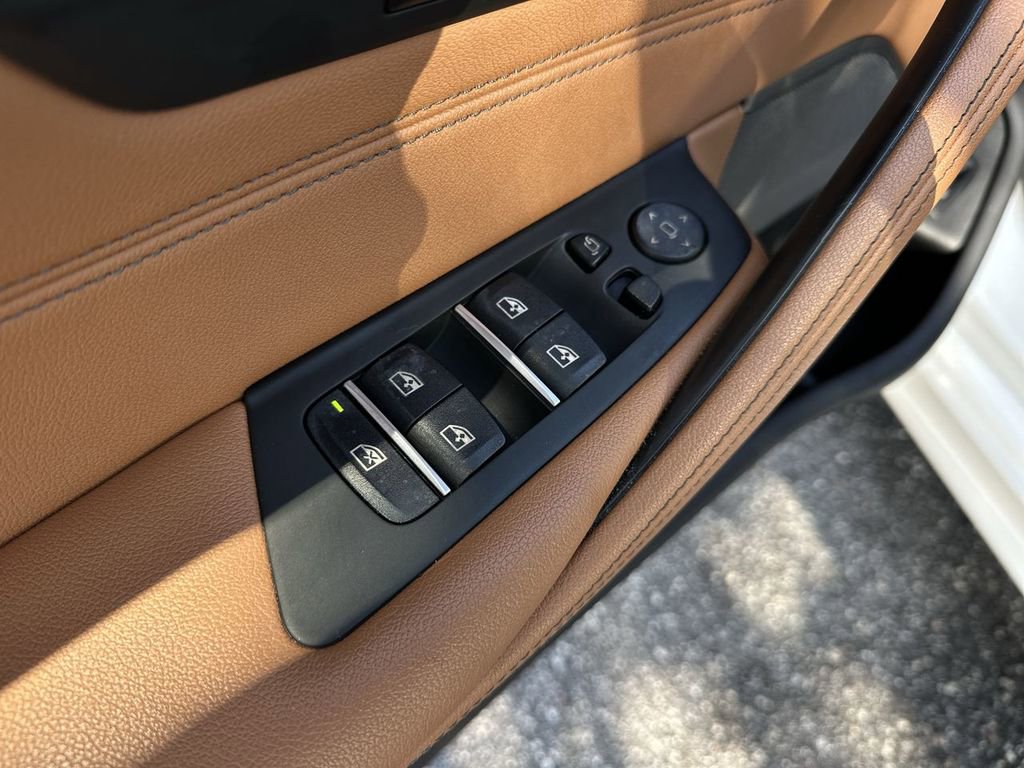Certified 2023 BMW 540i w/ M Sport Package image 17