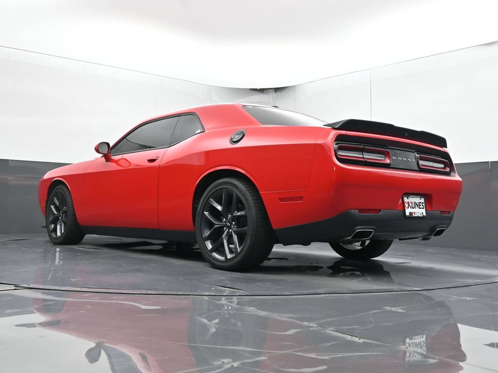 Used 2019 Dodge Challenger GT w/ Blacktop Package RWD image 40