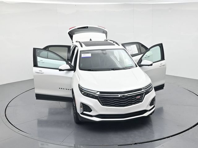 Used 2022 Chevrolet Equinox RS w/ RS Leather Package AWD/4WD image 53
