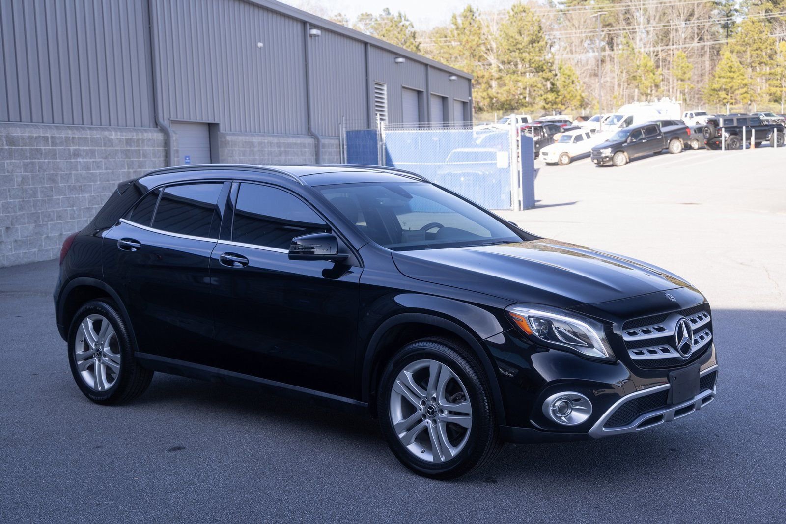 Used 2019 Mercedes-Benz GLA 250 4MATIC w/ Premium Package image 11