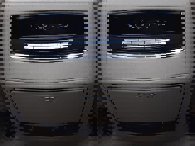 Used 2022 Cadillac Escalade Premium Luxury w/ Touring Package image 28