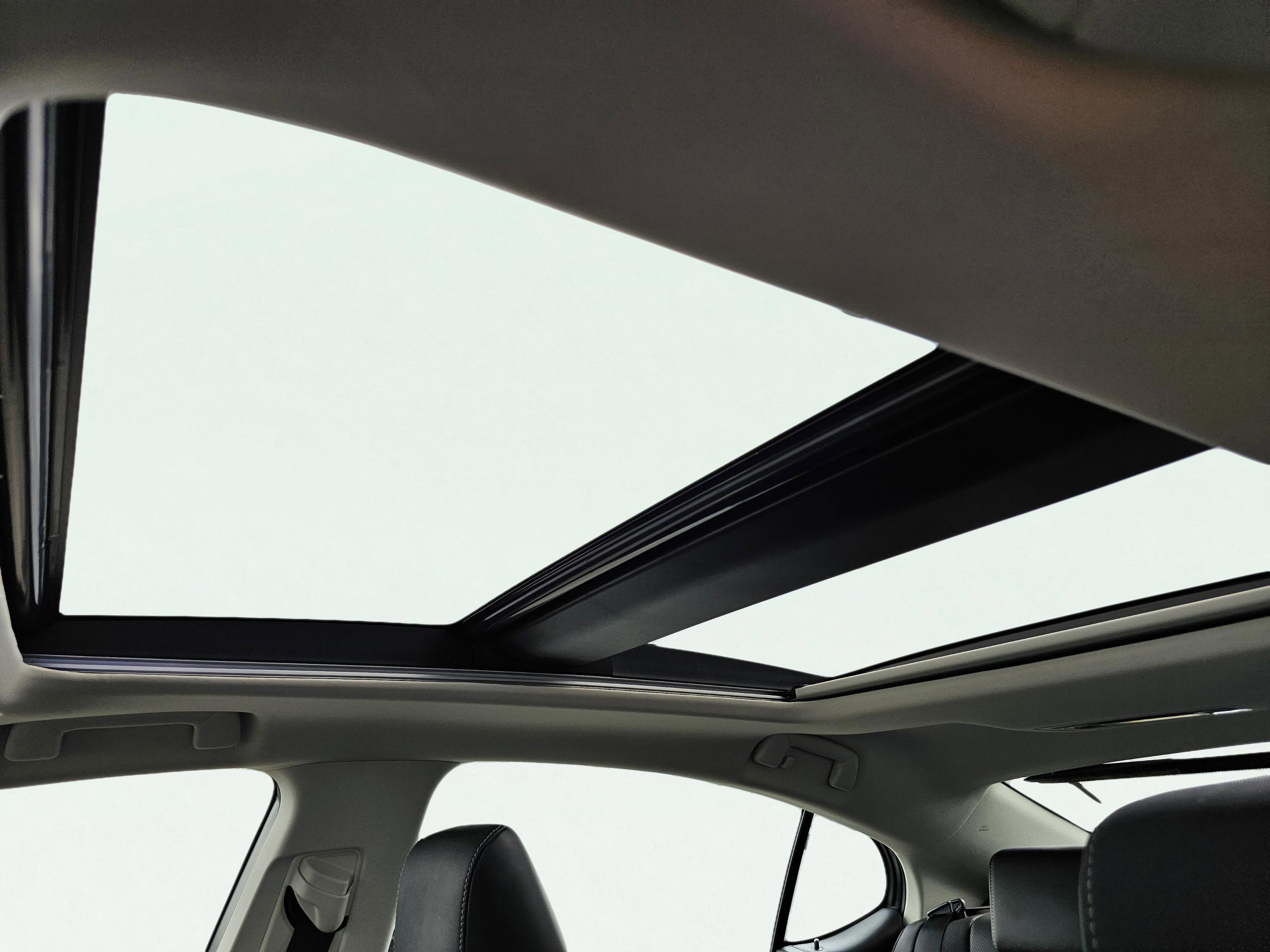 Used 2023 Lexus ES 350 w/ Premium Package image 17