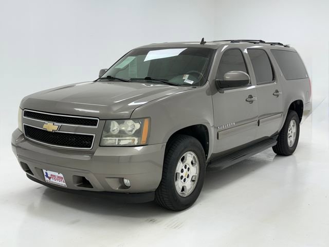 Used 2011 Chevrolet Suburban LT image 5