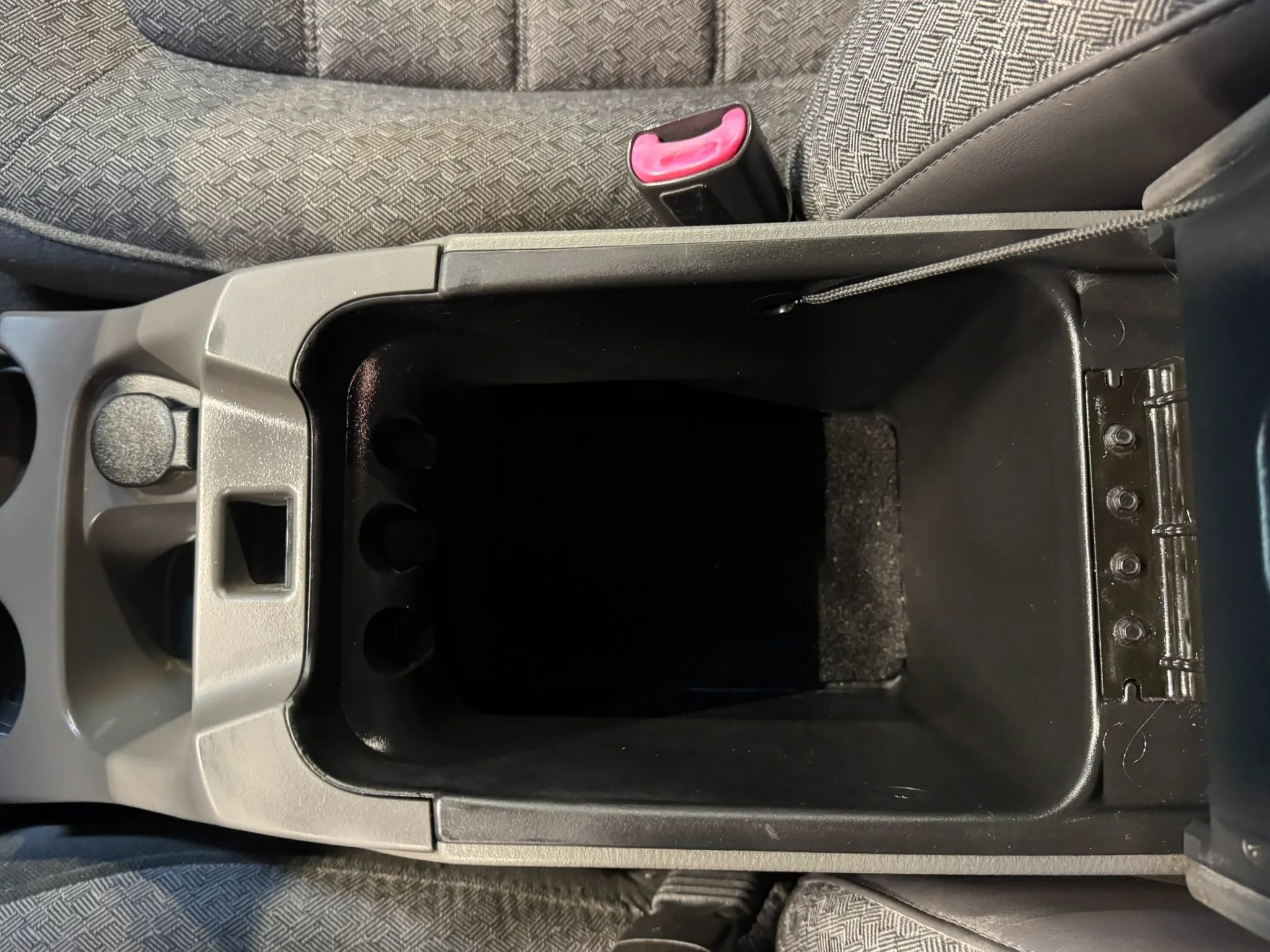 Used 2002 Ford Explorer XLS image 17