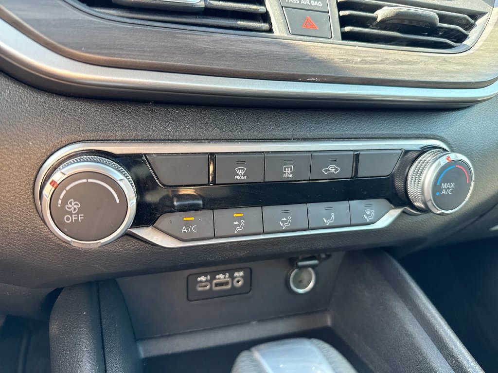 Used 2025 Nissan Altima 2.5 SV AWD/4WD image 15