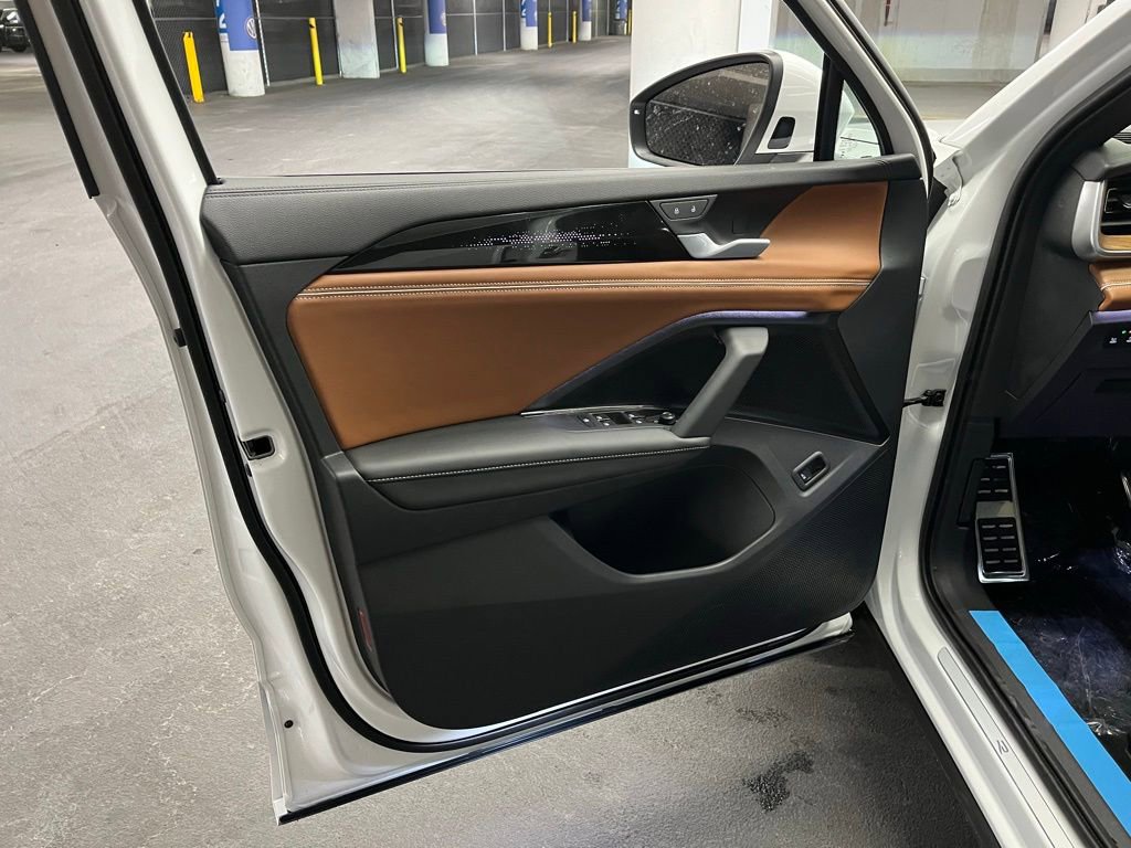 New 2026 Volkswagen Tiguan SEL R-Line image 20