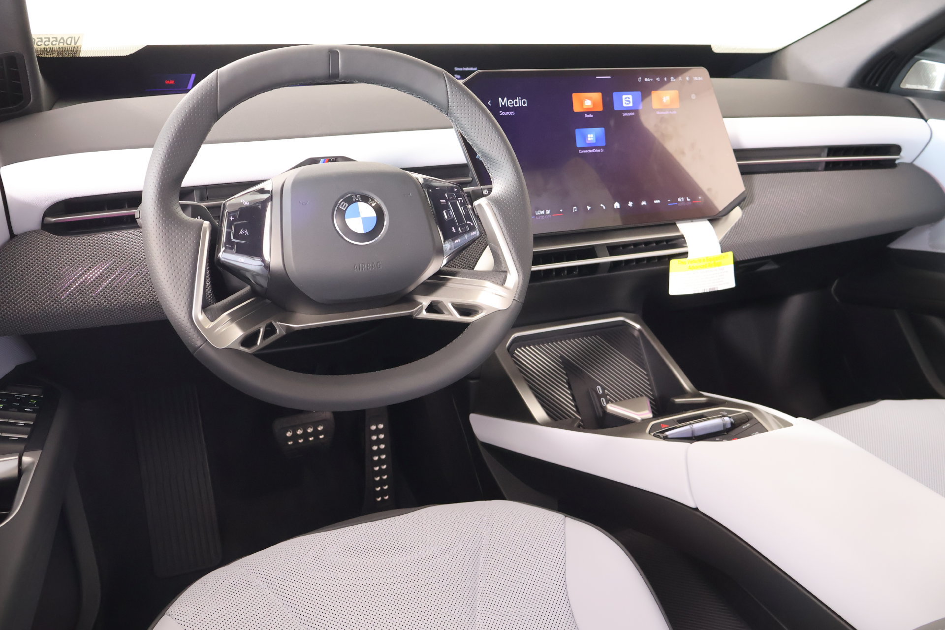 New 2027 BMW iX3 50 xDrive w/ M Sport Professional Package AWD/4WD image 2