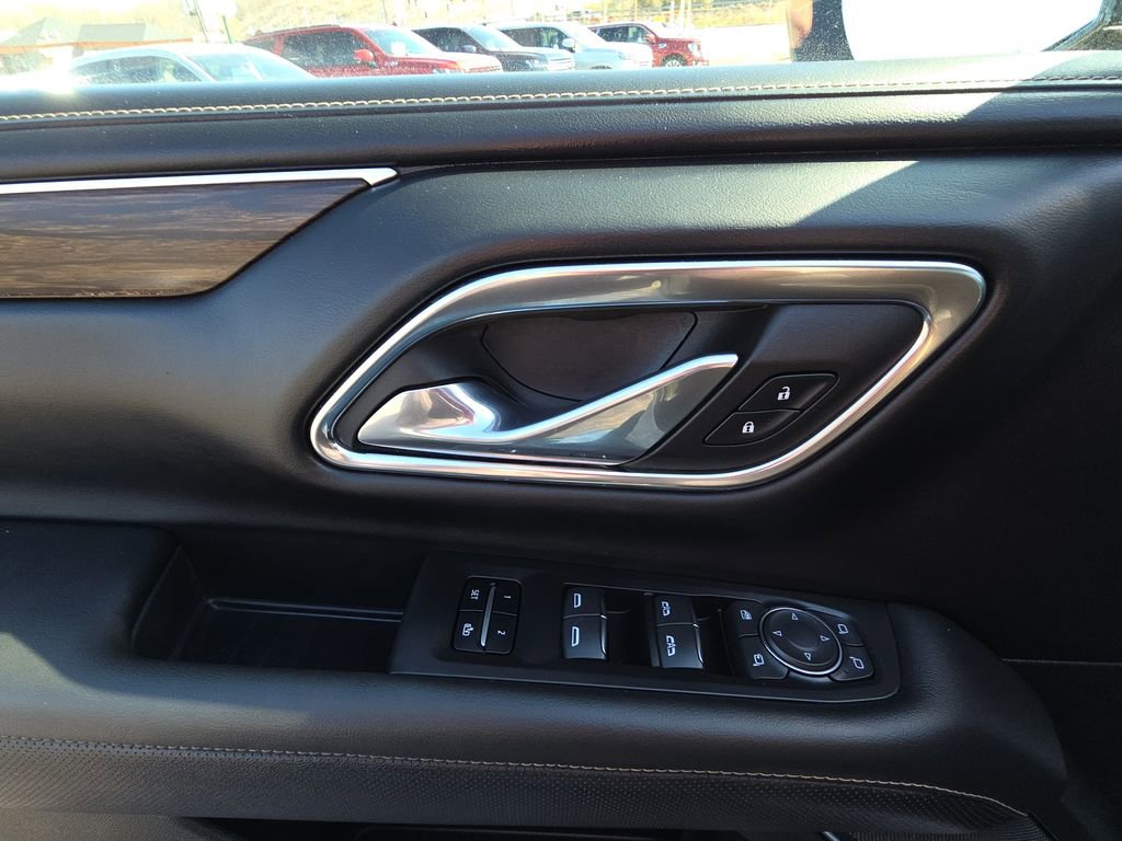 Used 2023 Chevrolet Tahoe Premier image 13