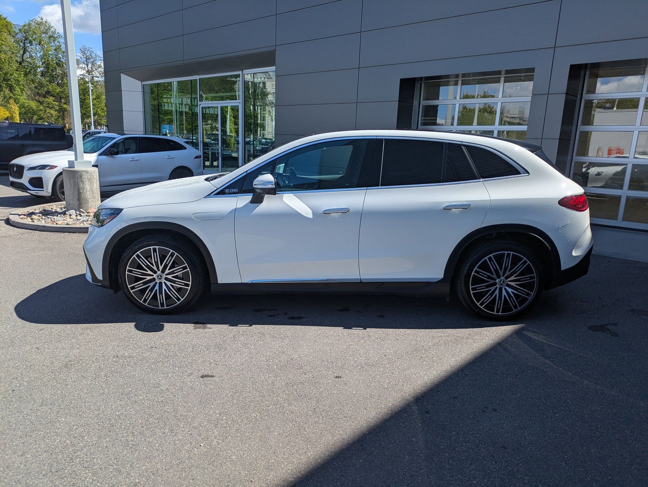 Used 2024 Mercedes-Benz EQE 350+ 4MATIC SUV image 7