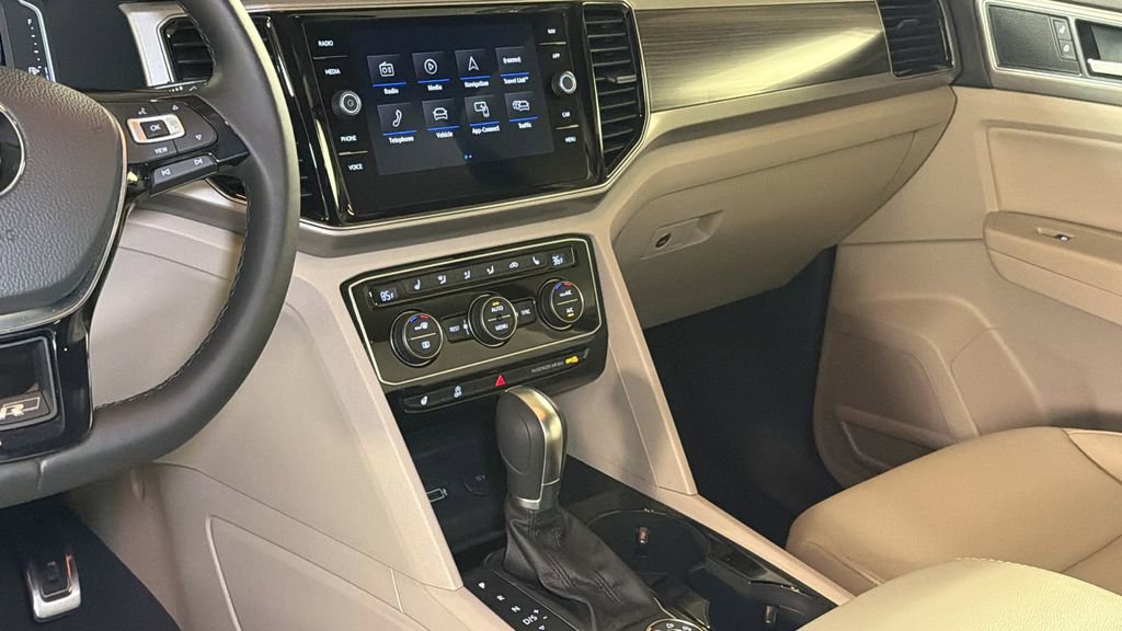 Used 2019 Volkswagen Atlas SEL R-Line image 19