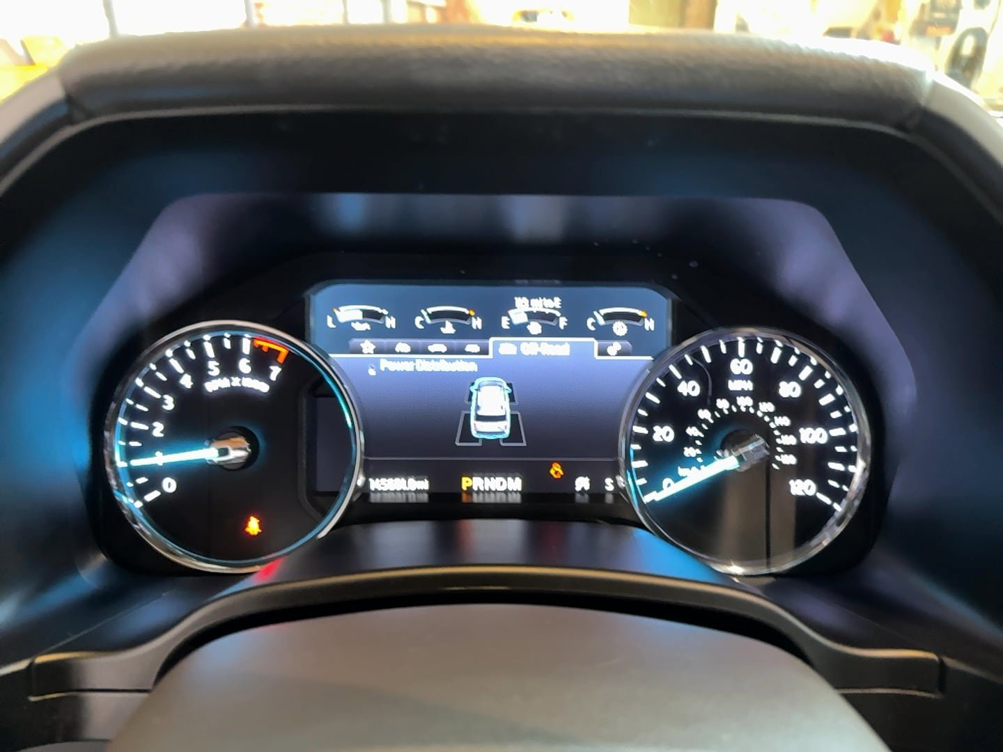 Used 2020 Ford Expedition XLT w/ Equipment Group 202A AWD/4WD image 23