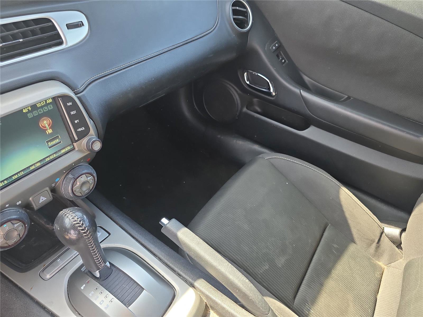 Used 2015 Chevrolet Camaro LT image 29