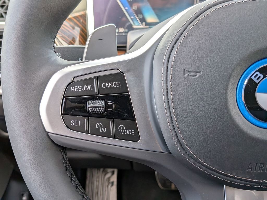 New 2026 BMW X5 xDrive50e image 26