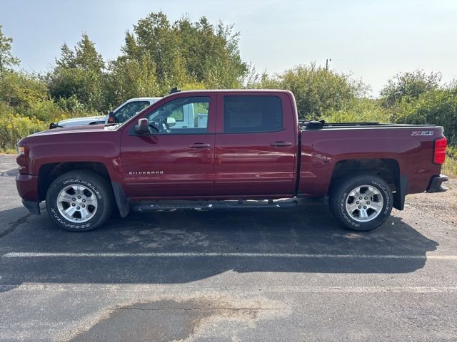 Used 2017 Chevrolet Silverado 1500 LT w/ All Star Edition AWD/4WD image 5