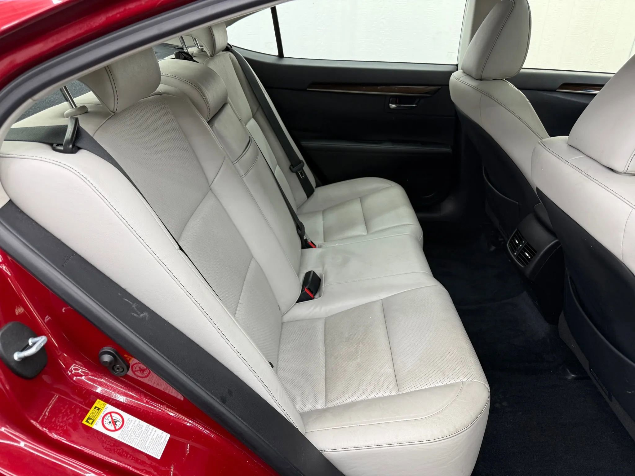 Used 2015 Lexus ES 350 image 9