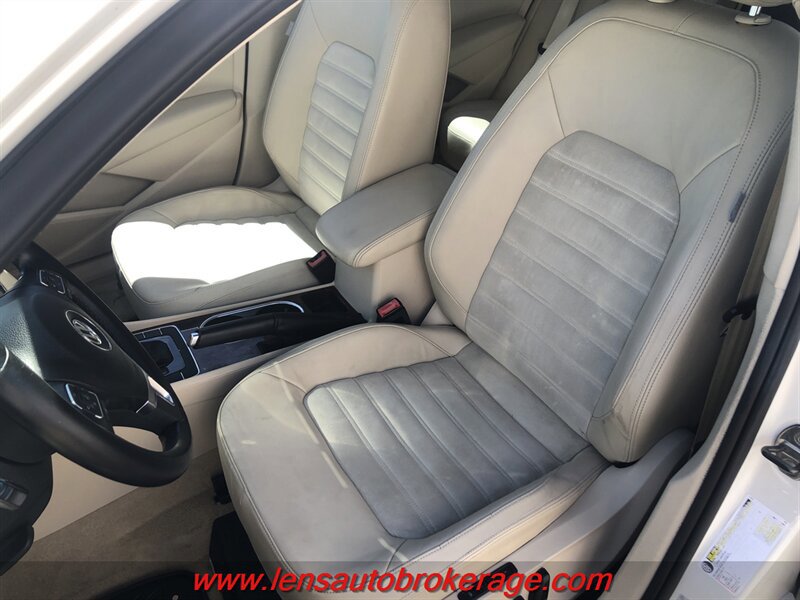Used 2013 Volkswagen Passat TDI SEL Premium FWD image 12