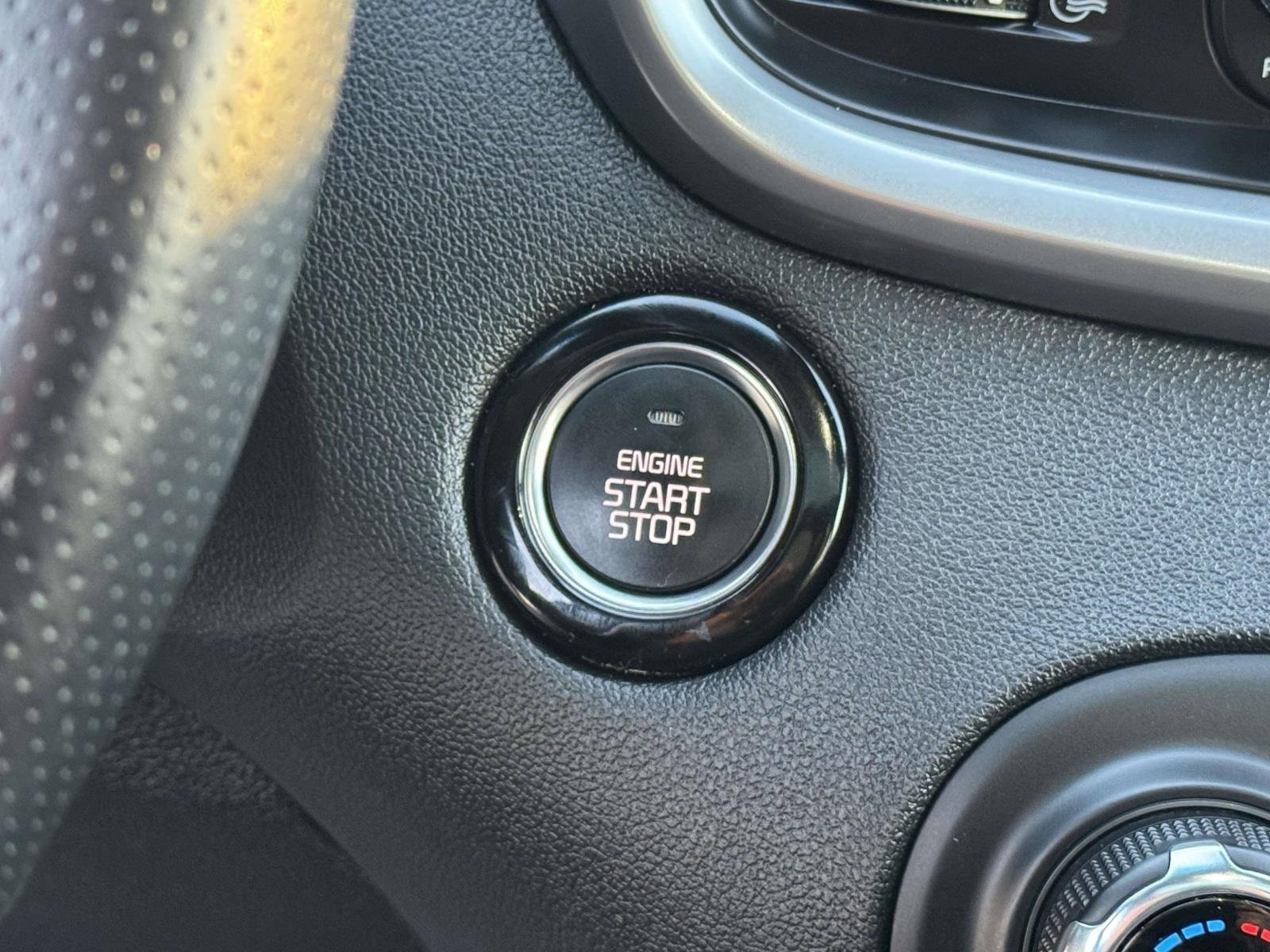 Used 2019 Kia Sorento SX image 15