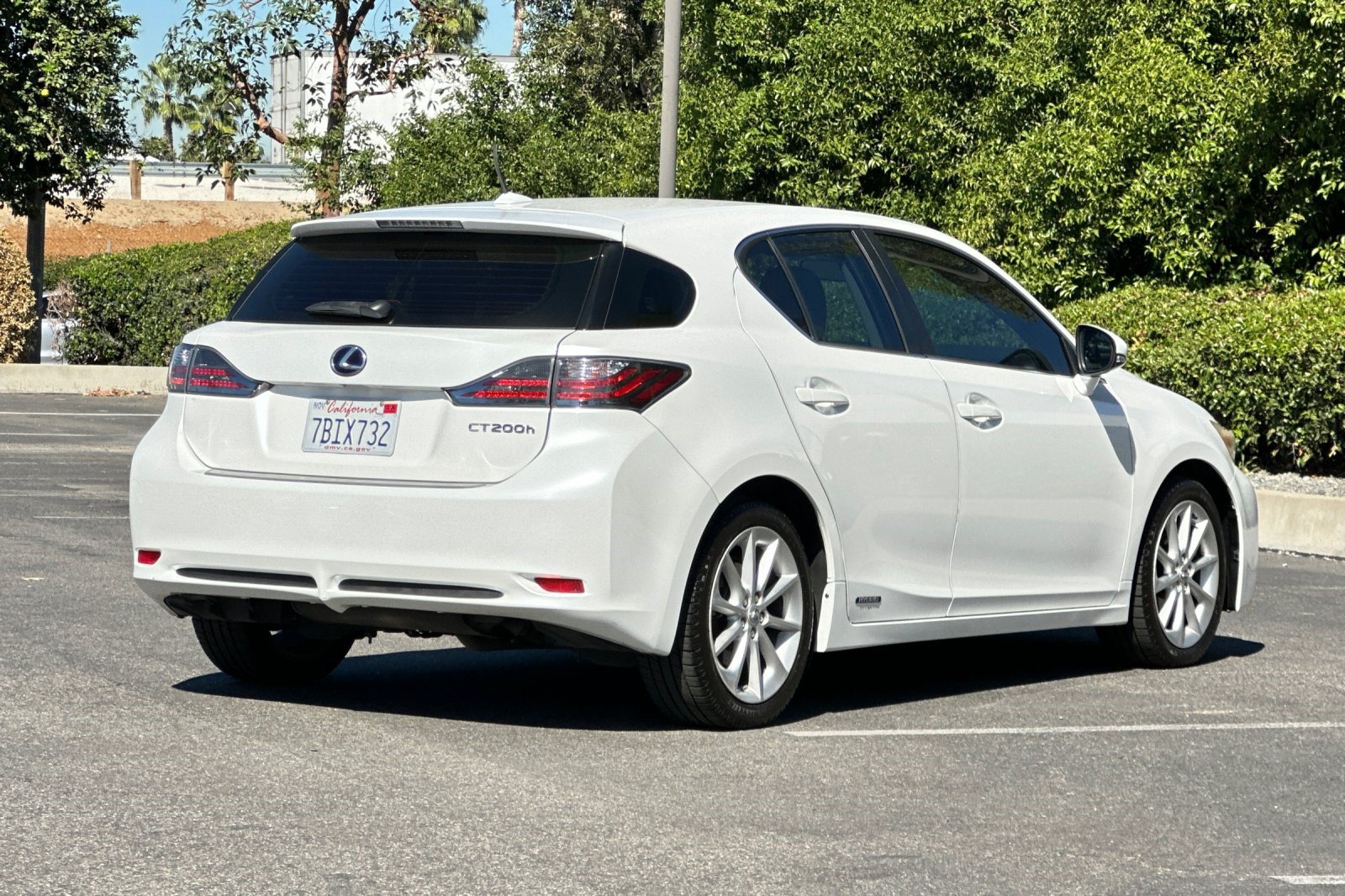 Used 2013 Lexus CT 200h FWD image 9