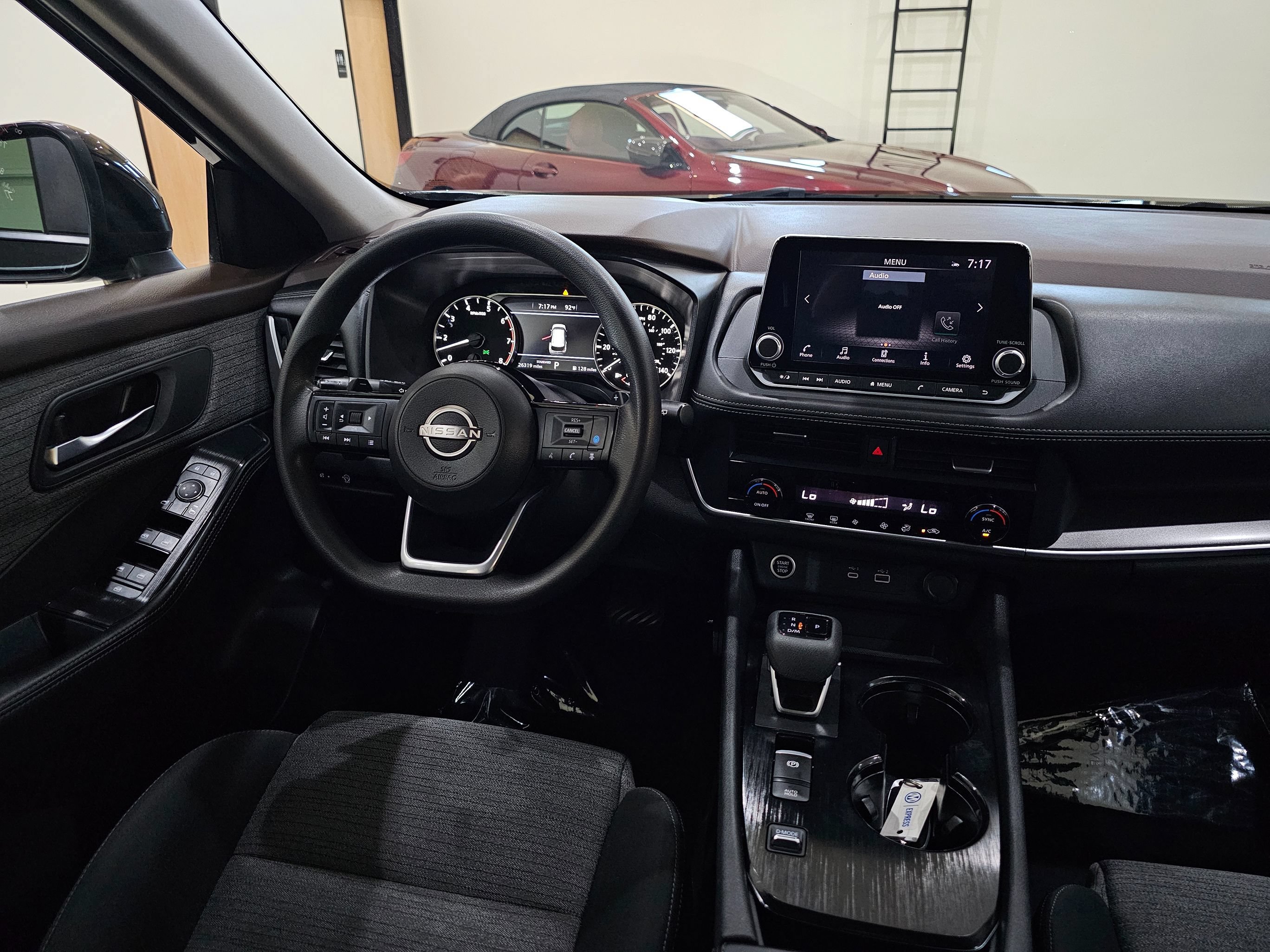Used 2023 Nissan Rogue SV FWD image 21