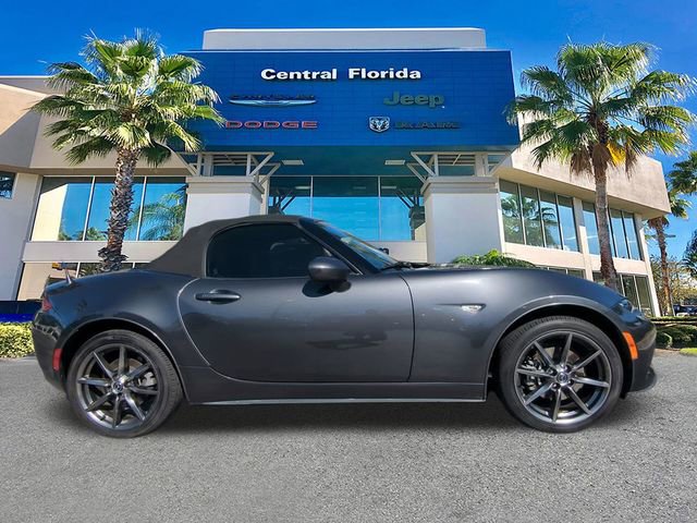 Used 2017 MAZDA MX-5 Miata Grand Touring image 4