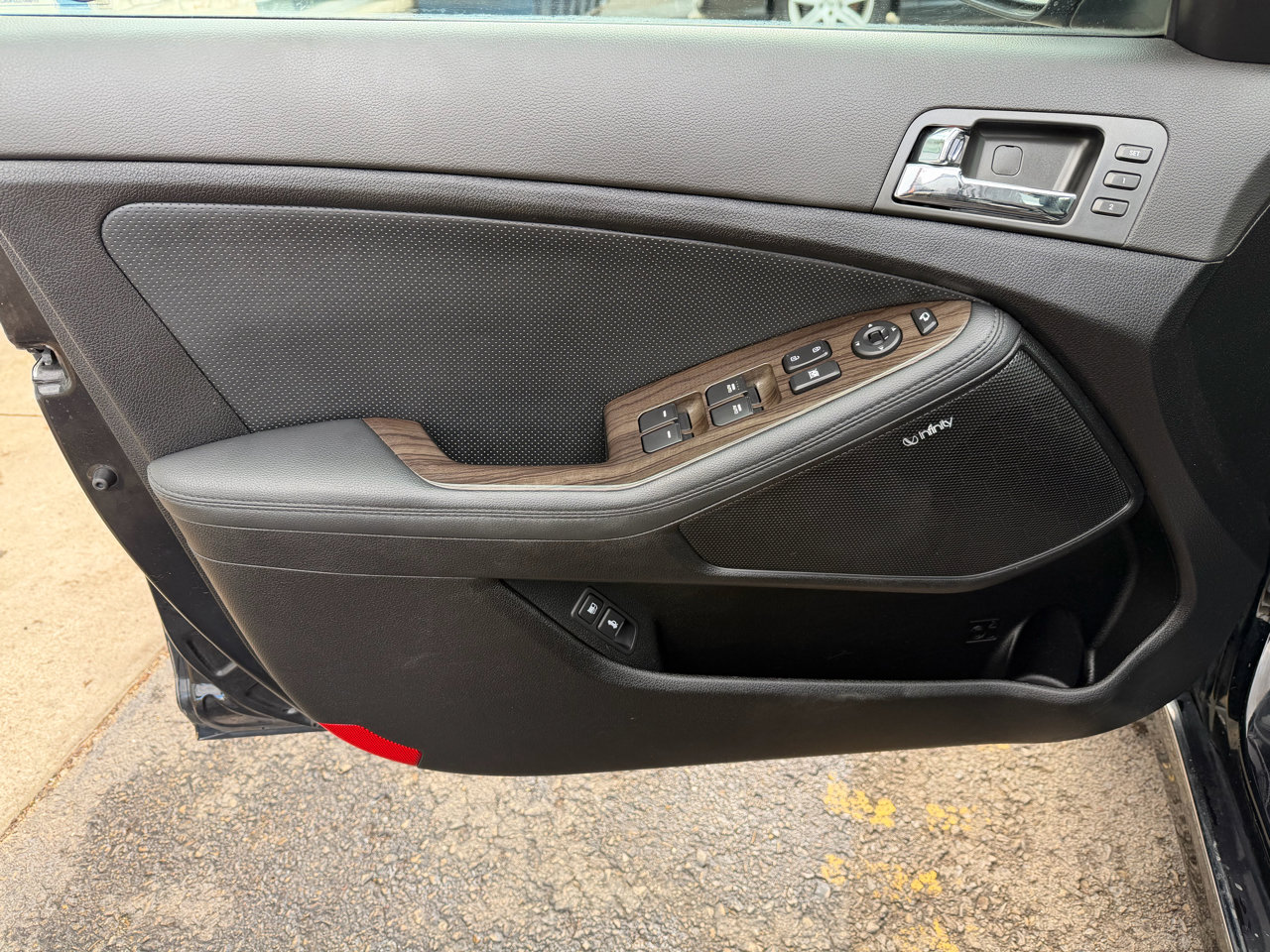 Used 2013 Kia Optima SX w/ Chrome Limited Pkg image 12