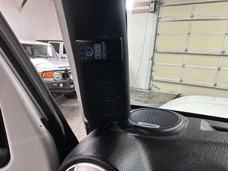 Used 2015 Jeep Wrangler Rubicon w/ Power Convenience Group AWD/4WD image 24