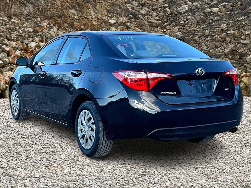 Used 2018 Toyota Corolla LE image 11