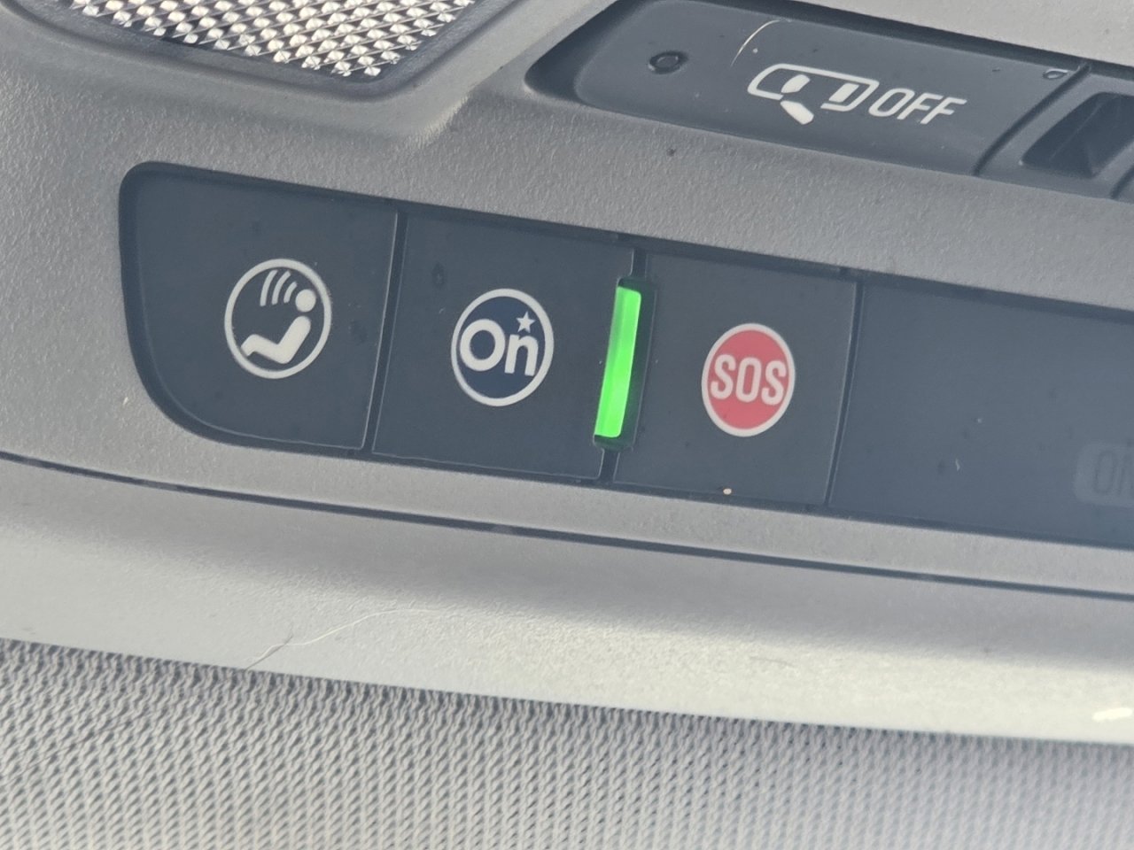 Used 2021 GMC Acadia SLE w/ Driver Convenience Package FWD image 32
