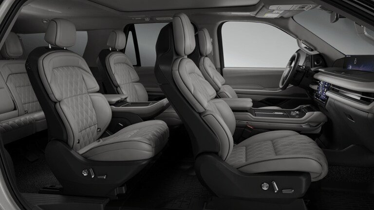 New 2026 Lincoln Navigator L Black Label AWD/4WD image 35