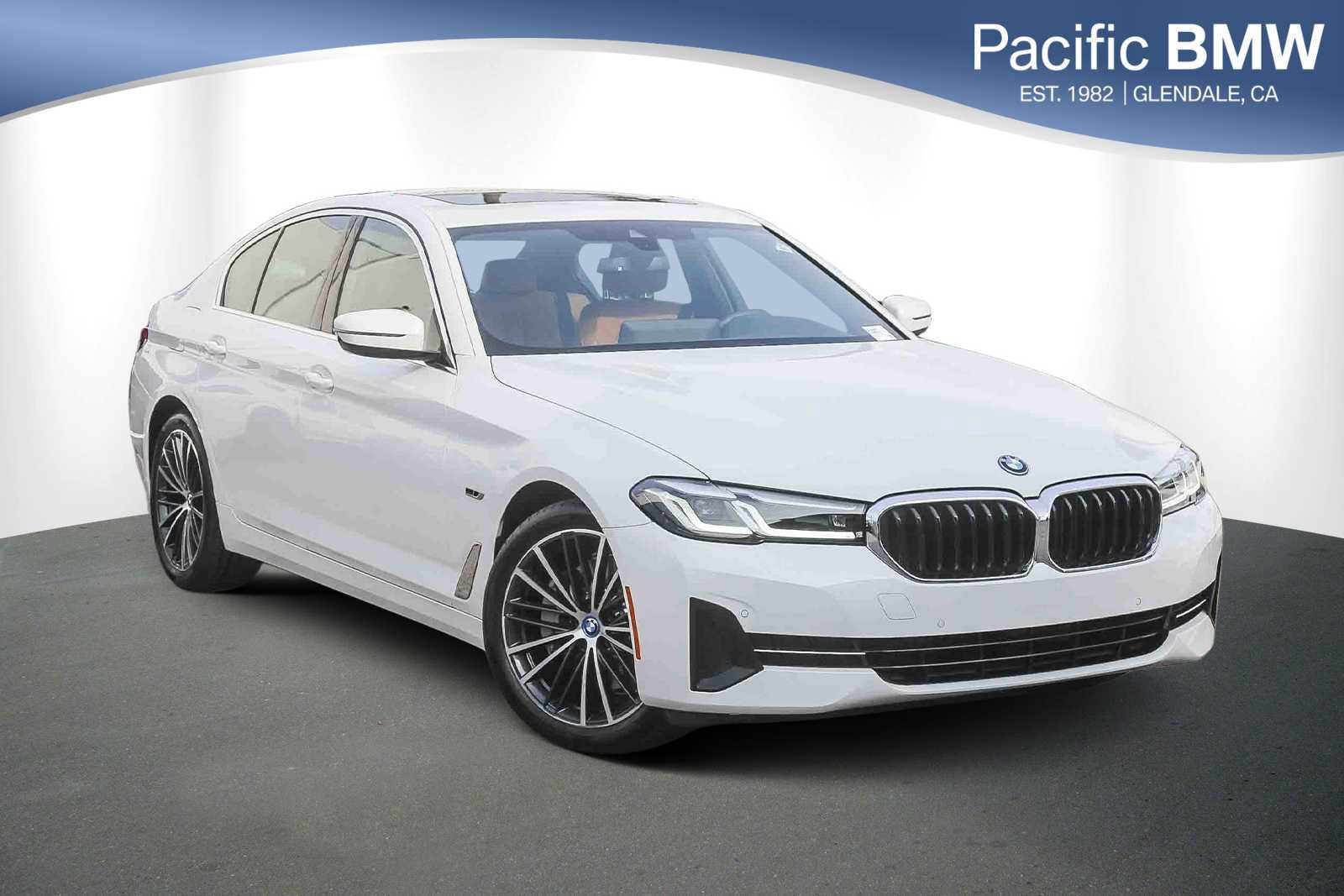 Certified 2023 BMW 530e w/ Convenience Package