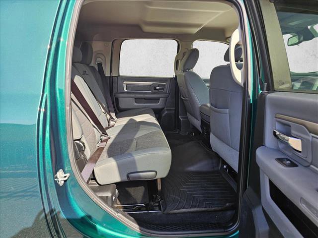 Used 2015 RAM 3500 SLT image 11