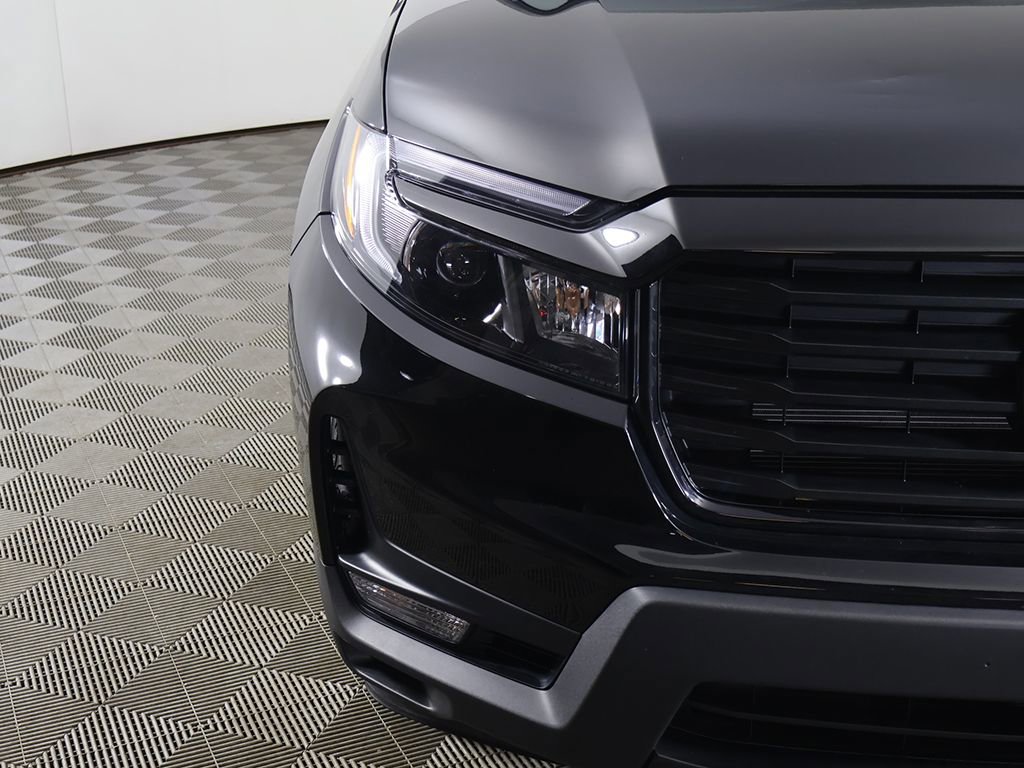 Used 2023 Honda Ridgeline Sport image 11