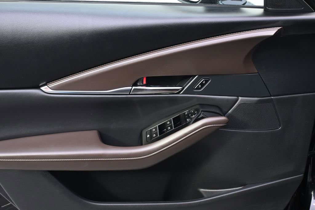 Used 2023 MAZDA CX-30 AWD 2.5 S w/ Premium Package image 22