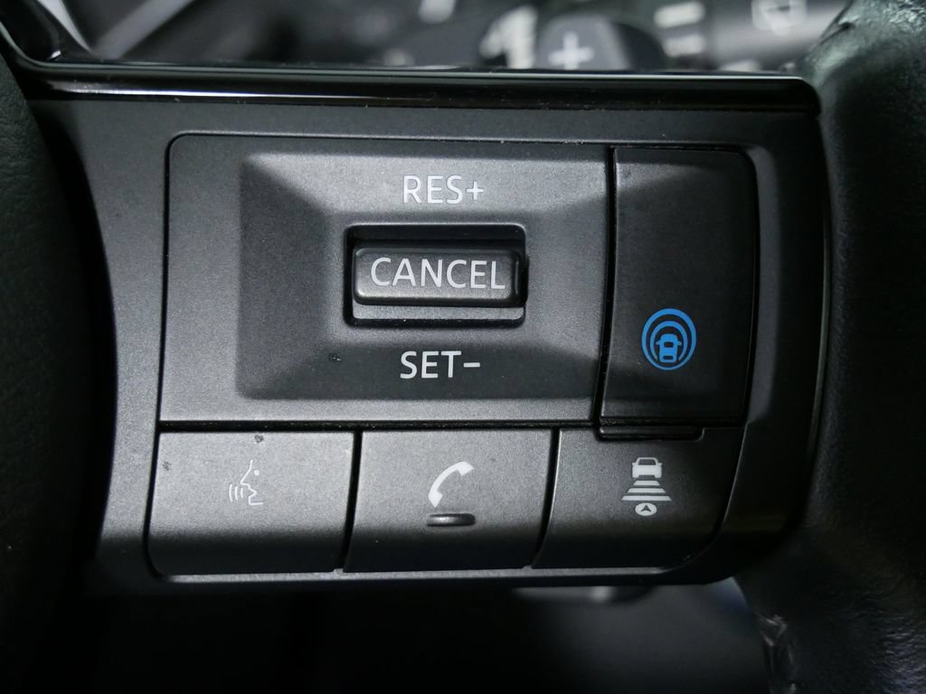 Used 2021 Nissan Rogue SV w/ Premium Package AWD/4WD image 26