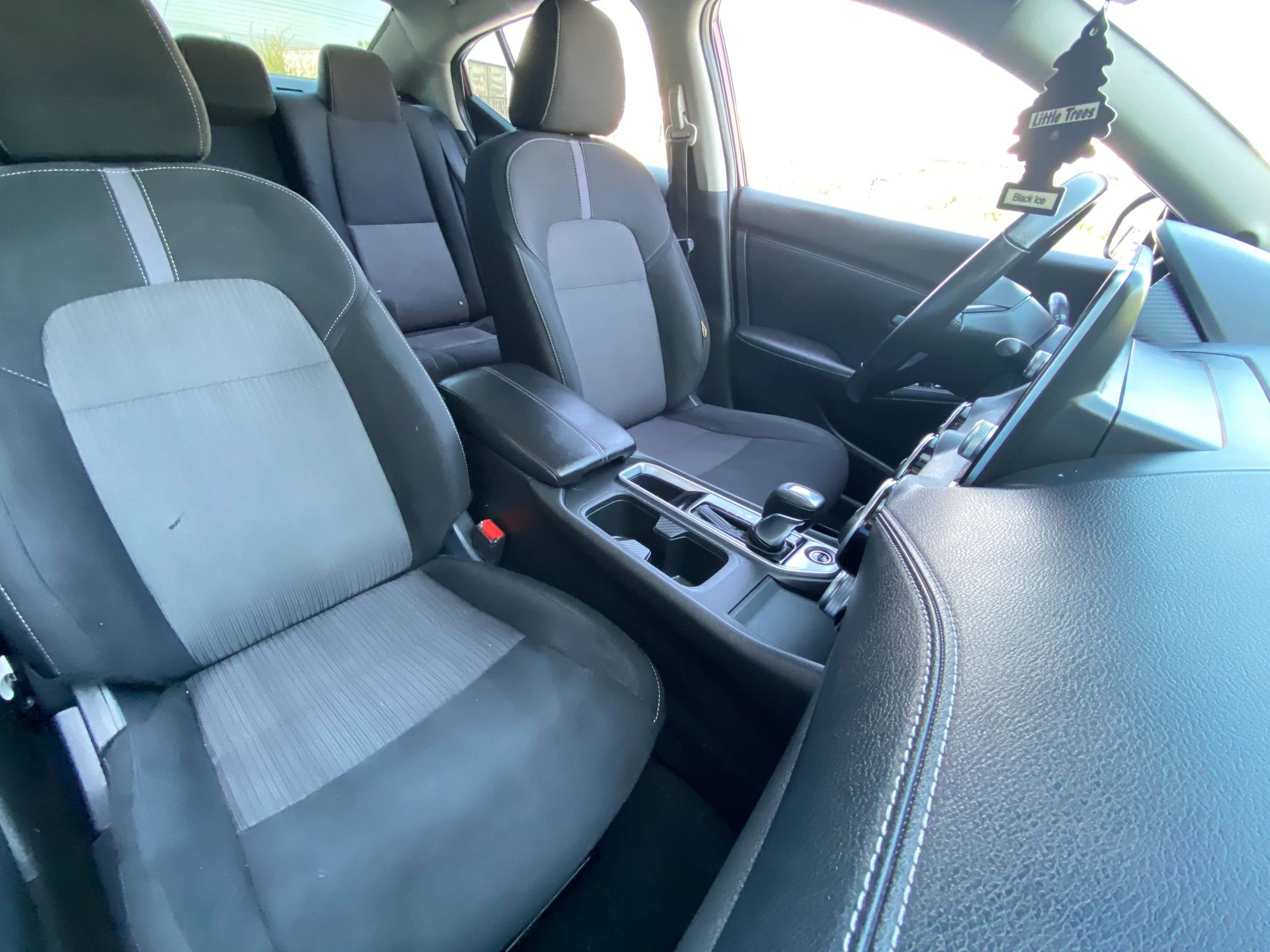 Used 2022 Nissan Sentra SV FWD image 20